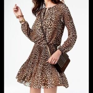 MICHAEL Michael Kors Leopard Print Long Sleeve Tie Neck Pleated Dress XS
